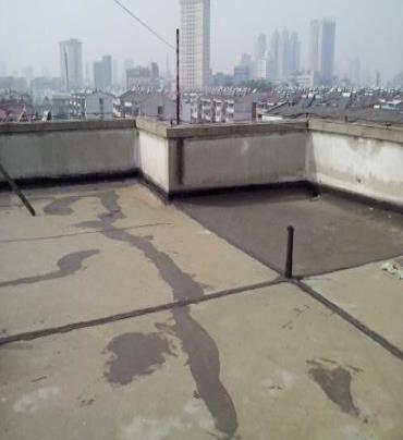 辰溪漏水维修 楼顶漏水是什么原因，楼顶漏水维修方法是什么?